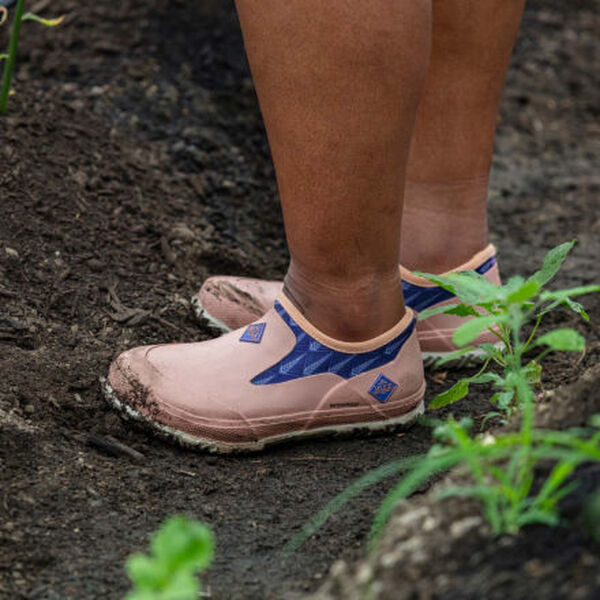 Muck Forager Low Slip On Damen Rosa | Deutschland-2370465